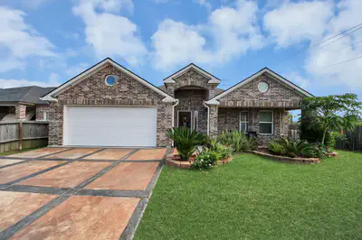 9645 Ashville Drive — photo