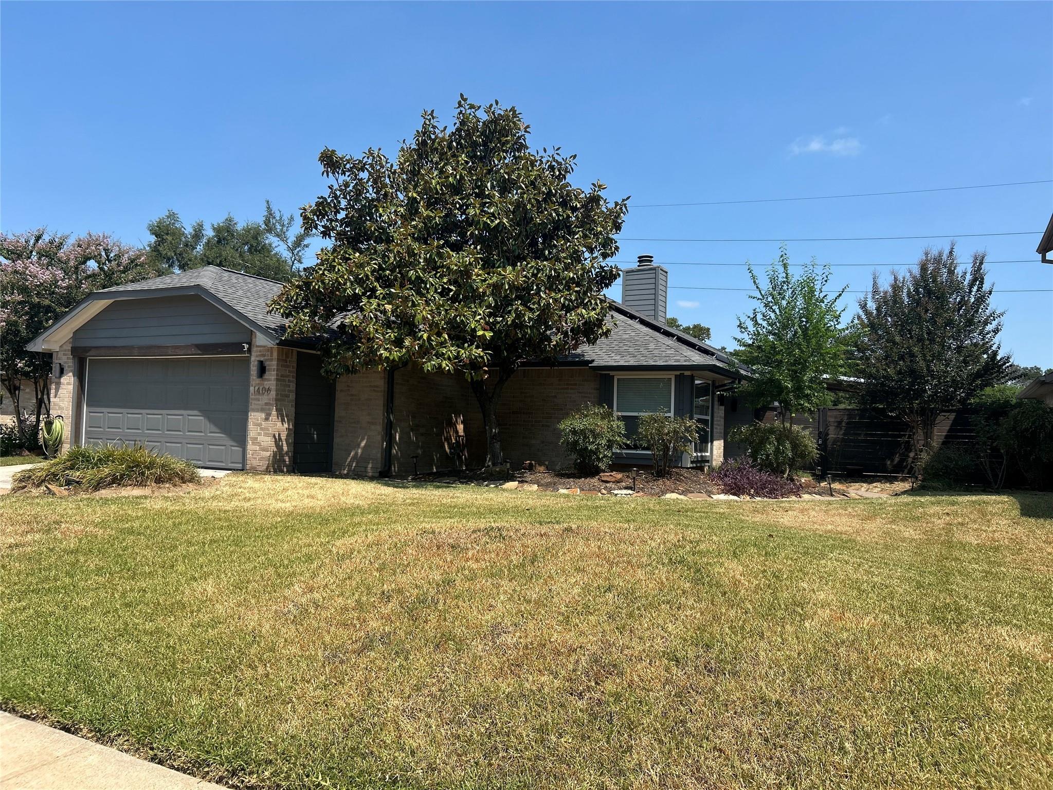1406 Rushworth Drive — photo