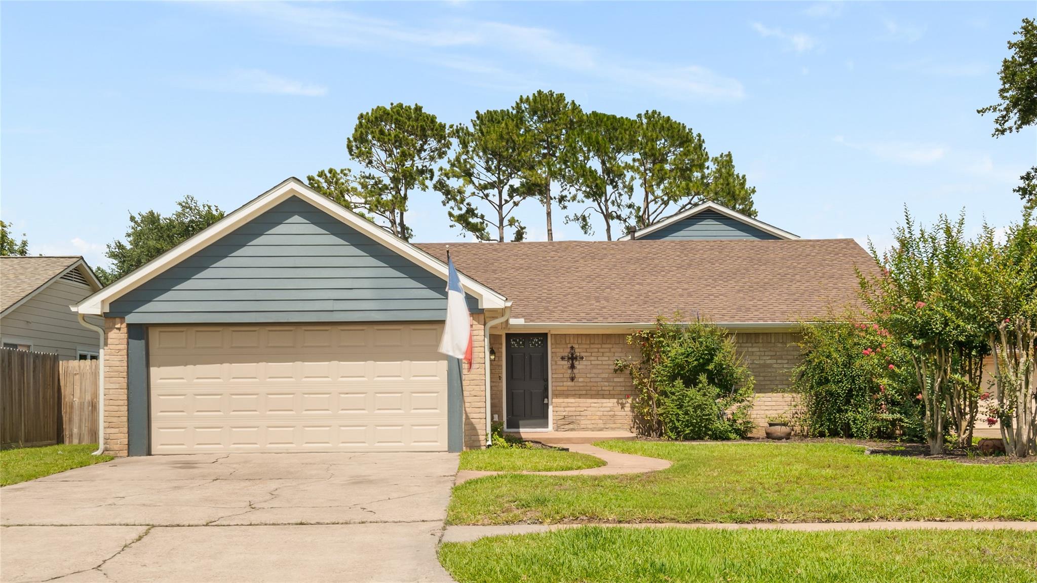 15619 Boulder Oaks Drive — photo