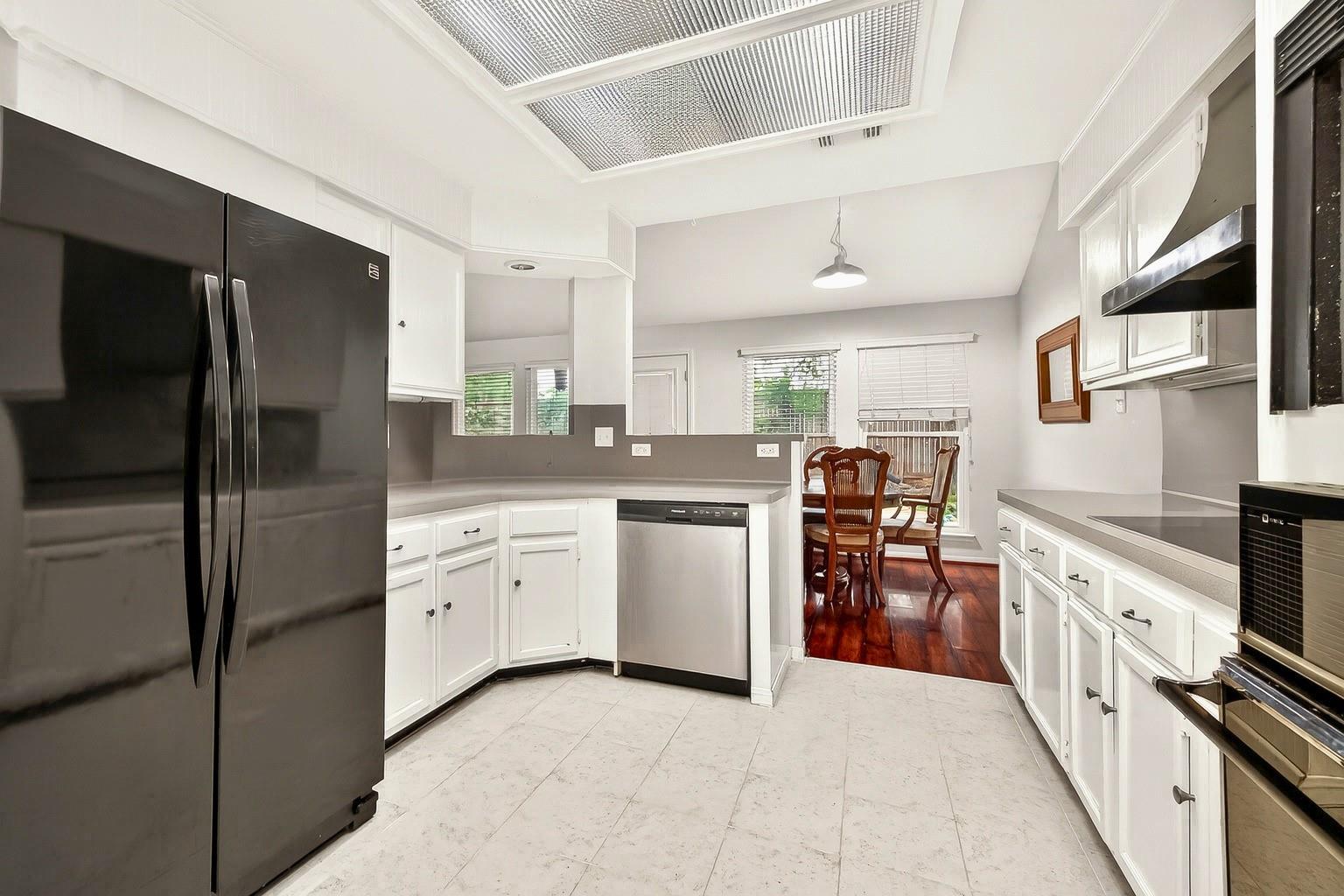 15343 Meadow Village Drive — photo