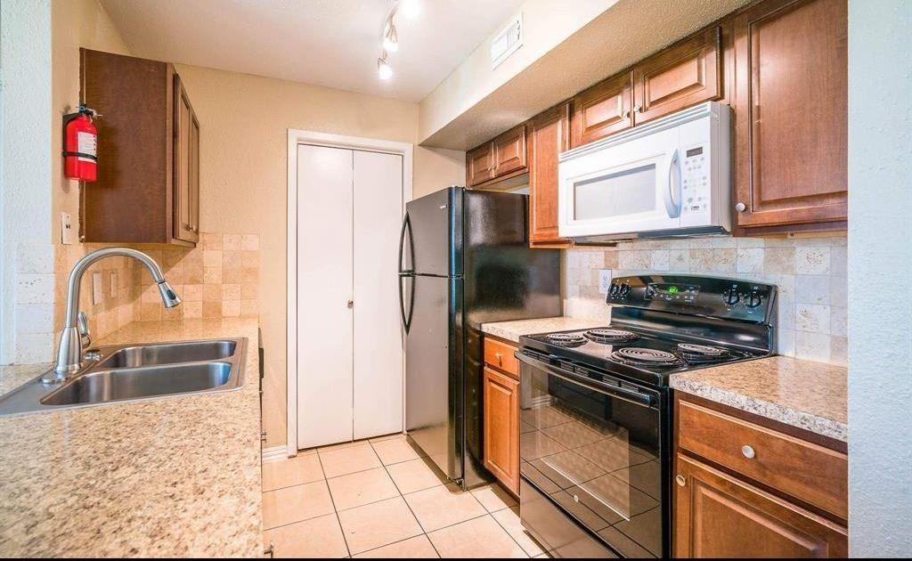 3900 Woodchase Drive #63 — photo