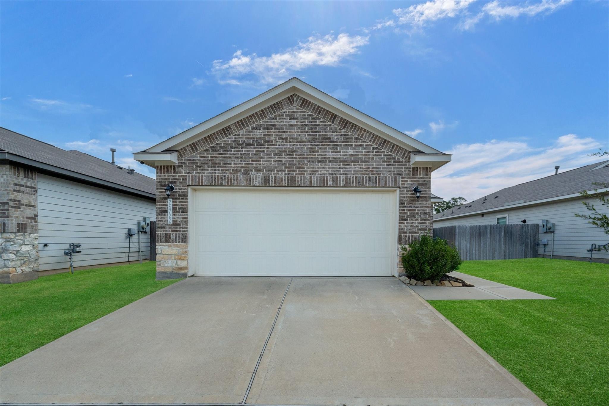 25722 Hickory Pecan Trail — photo