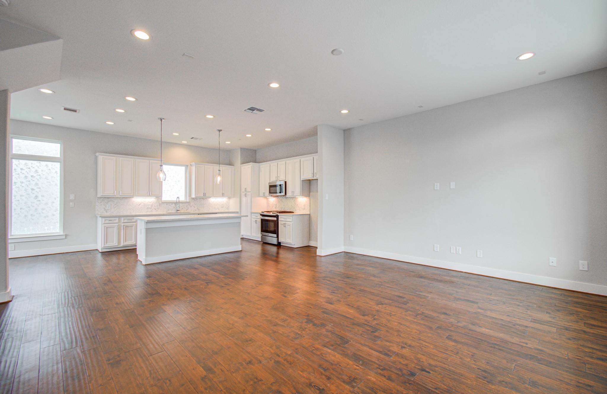 1314 Mayfair Clarkson Lane — photo