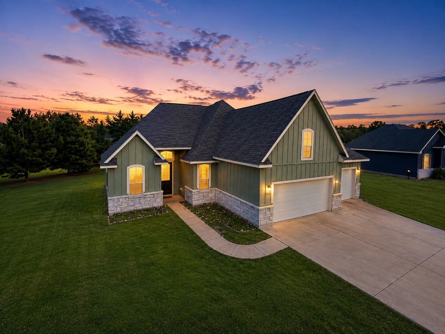 26355 Lakeshore Drive — photo