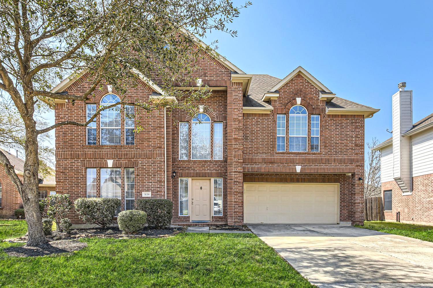 3138 Red Rover Court — photo