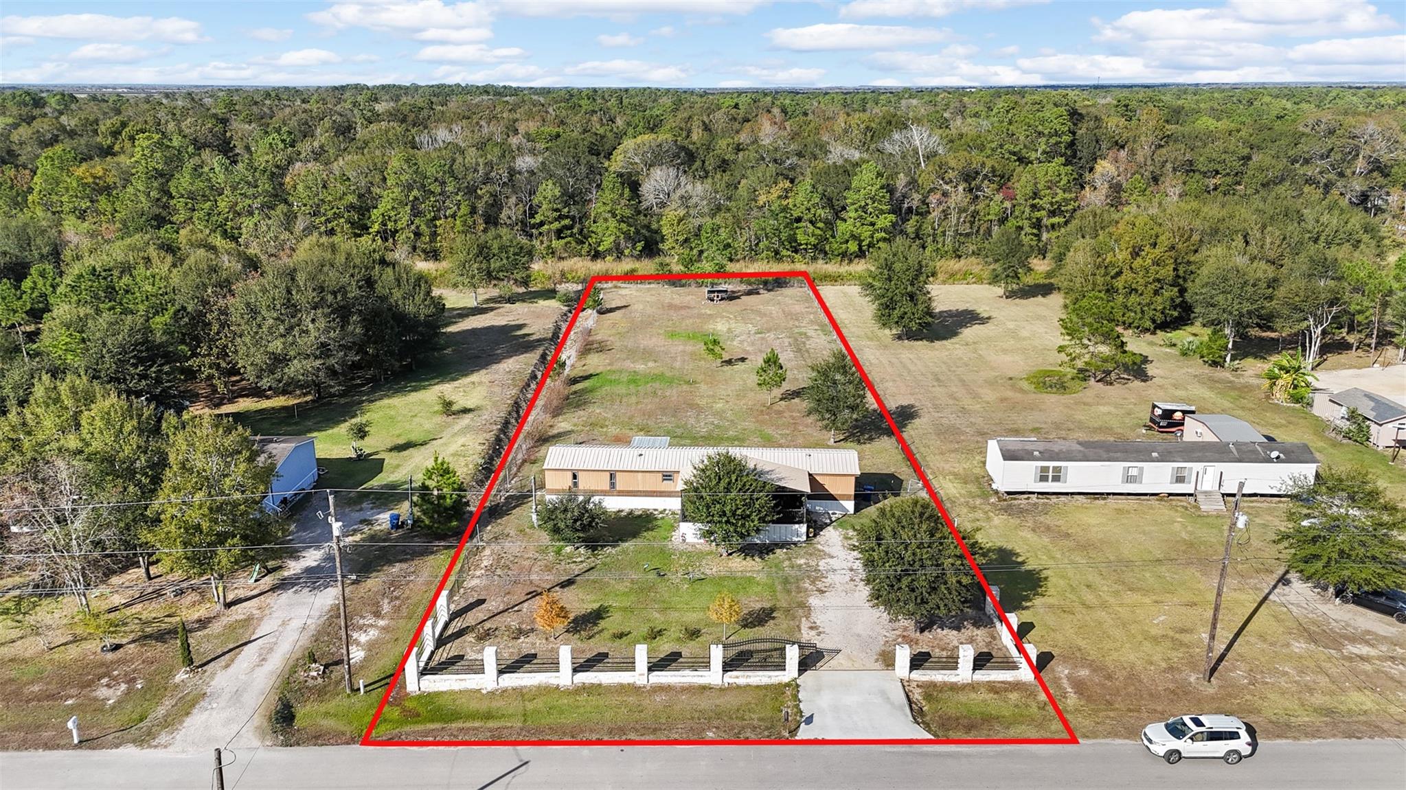 320 County Road 48761 — photo