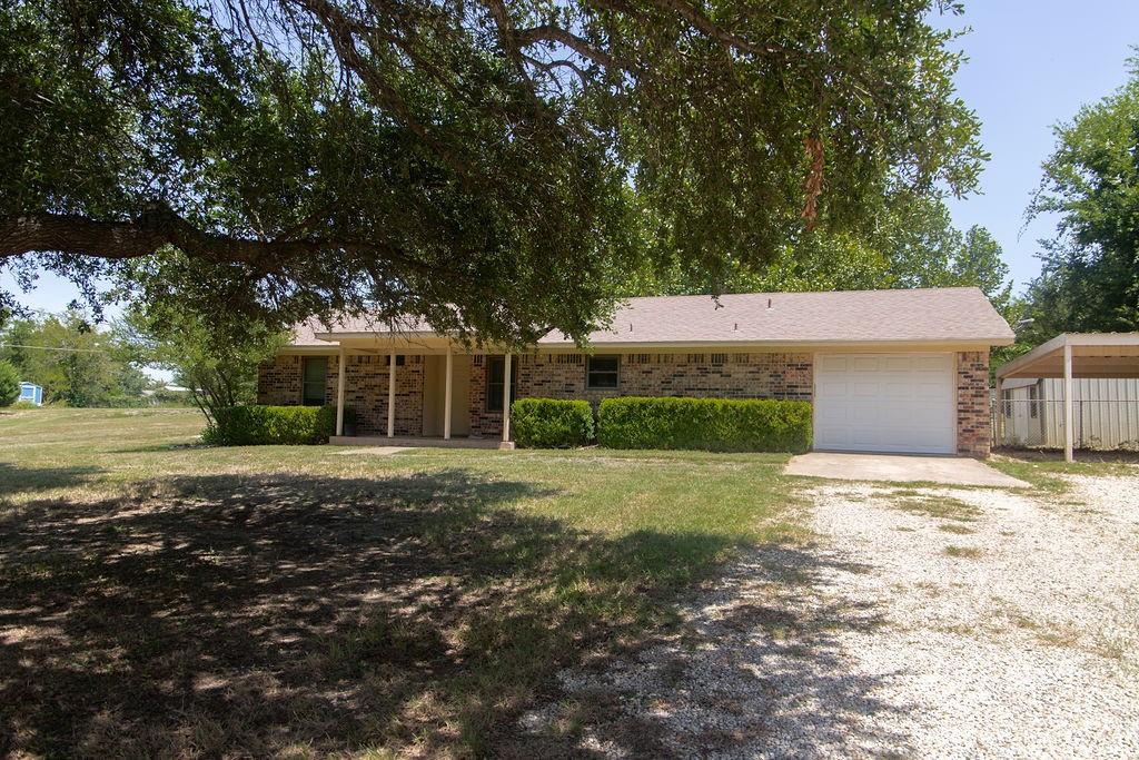 828 Armadillo Drive — photo