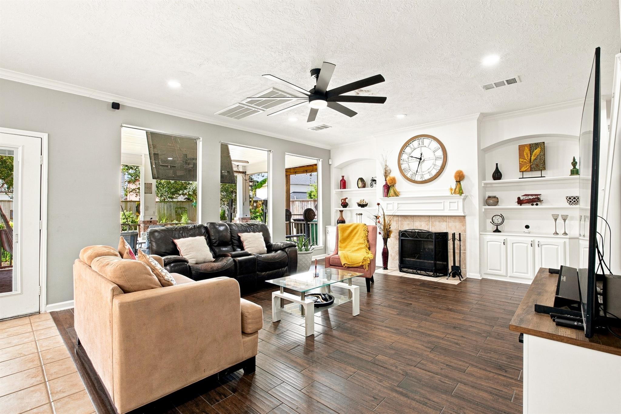 15214 Walden Park Court — photo