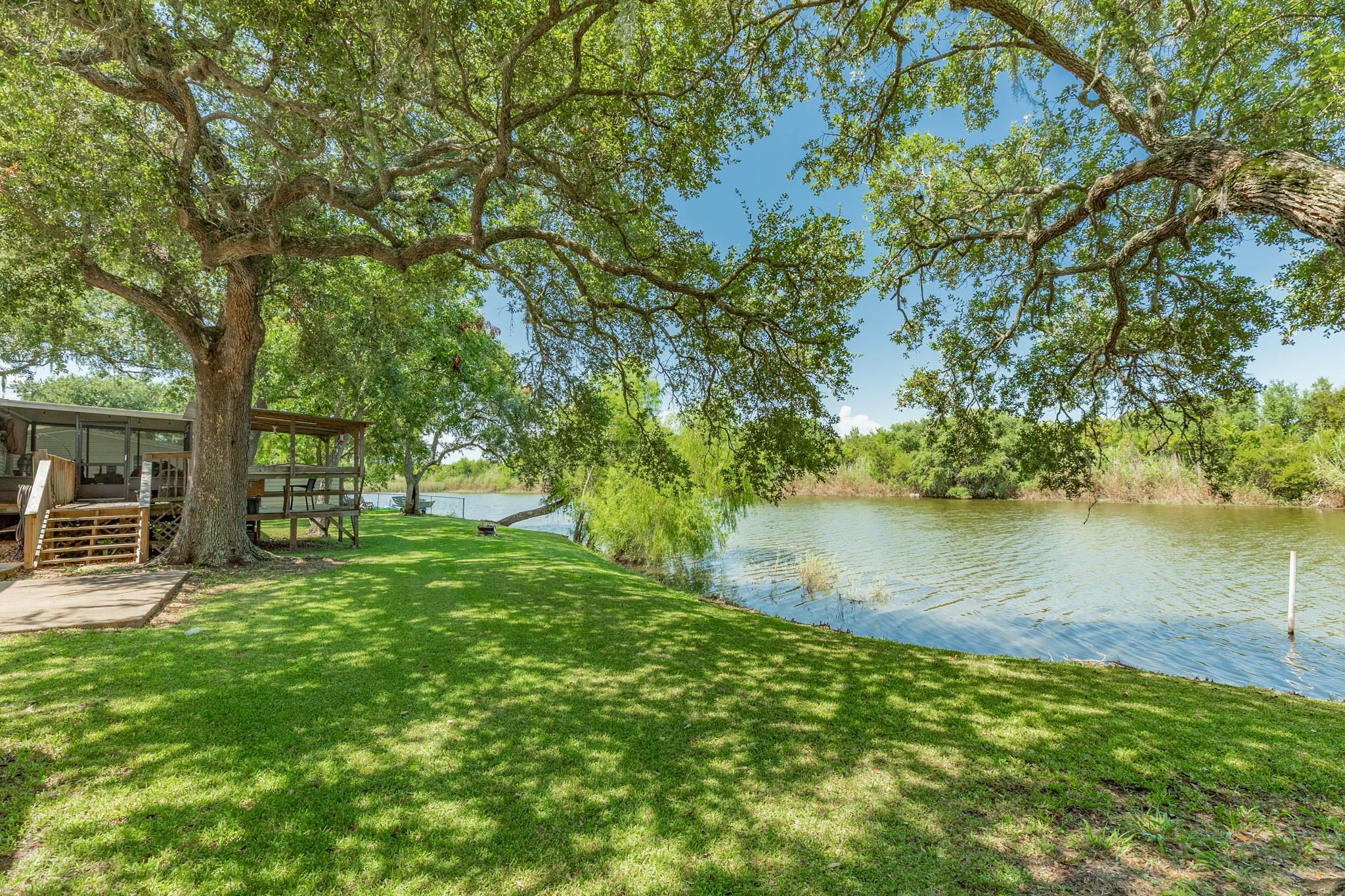 2910 Shady Creek Lane — photo