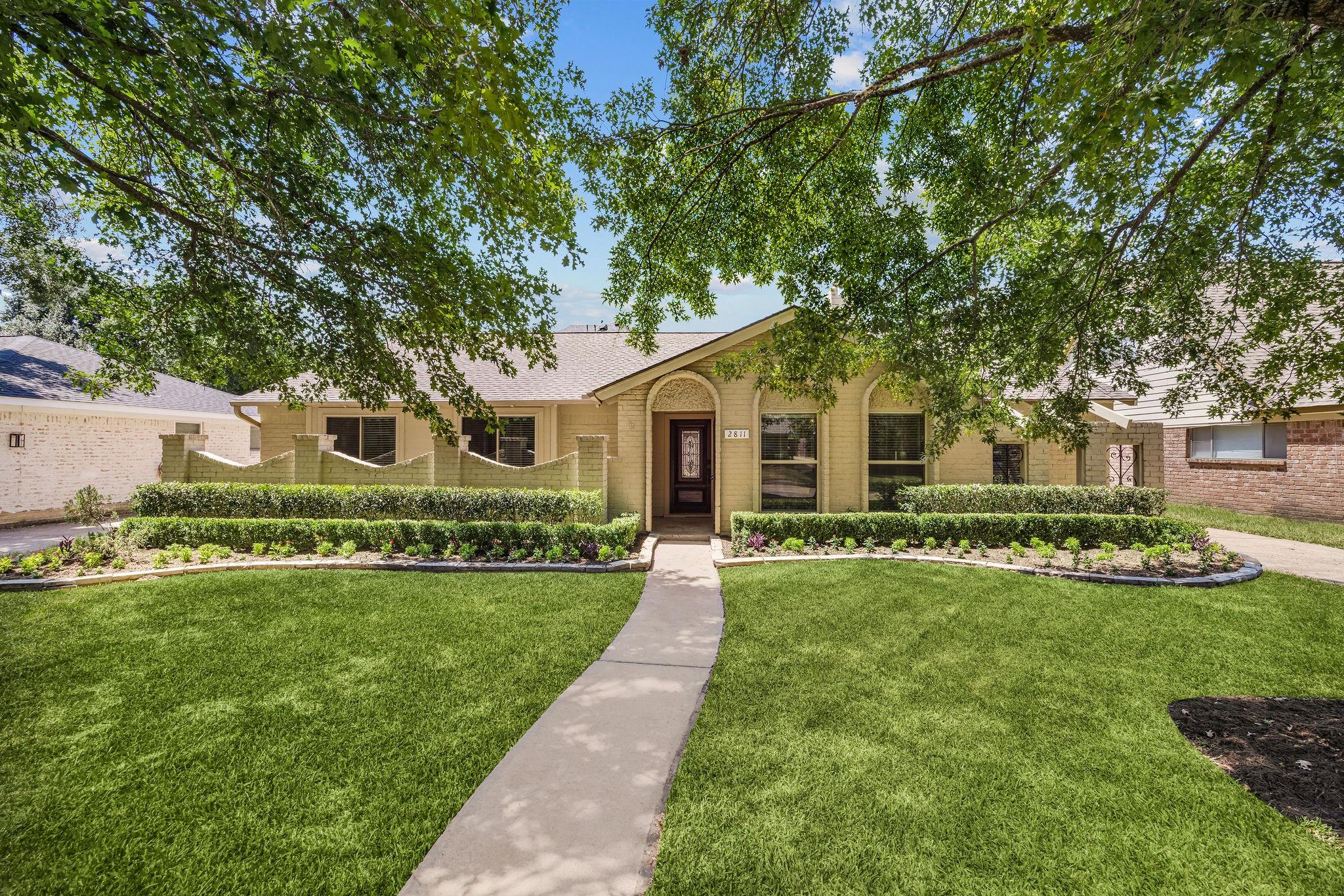 2811 Quincannon Lane — photo