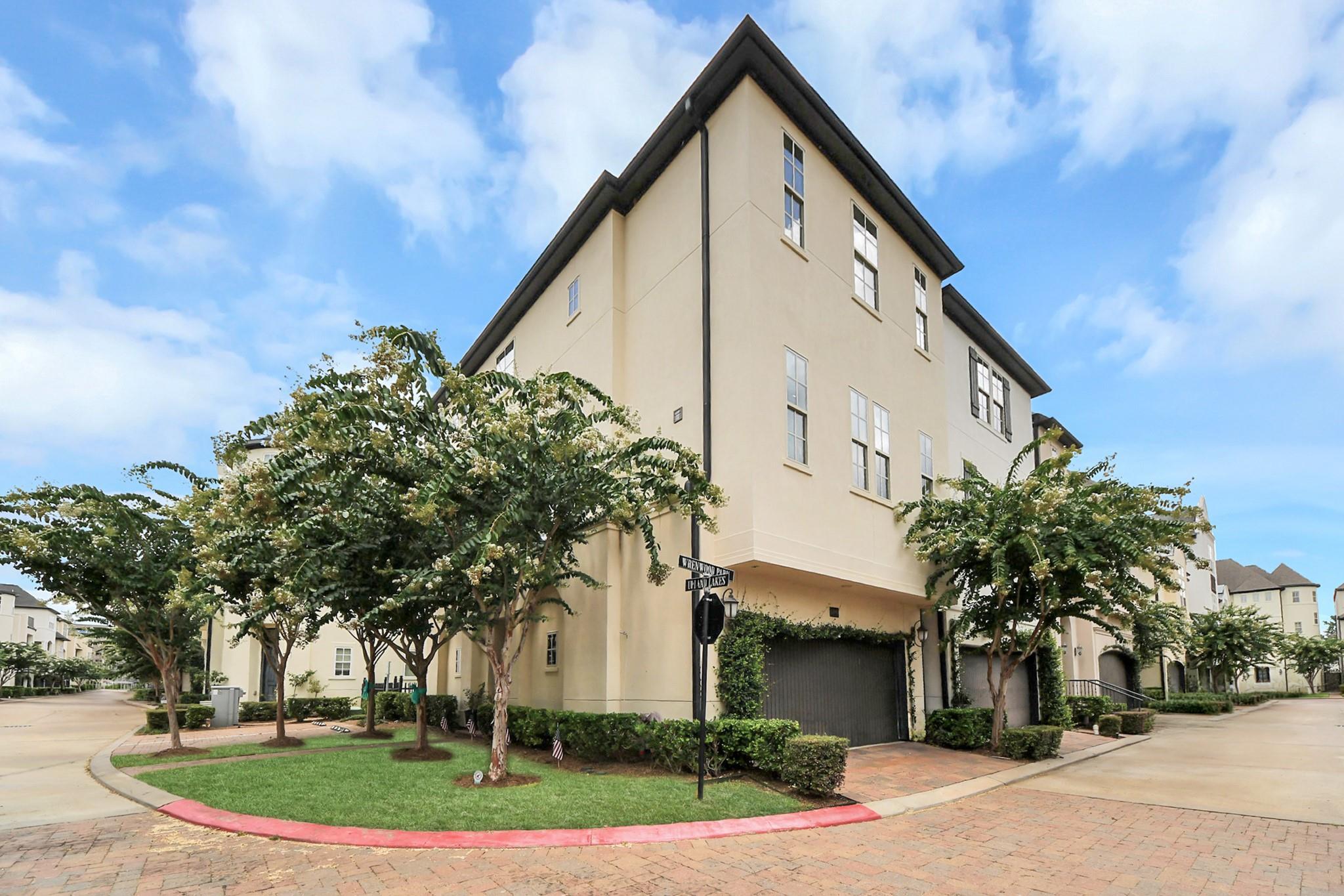 10928 Wrenwood Park — photo