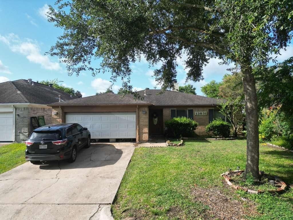 13831 Aspen Hollow Lane — photo