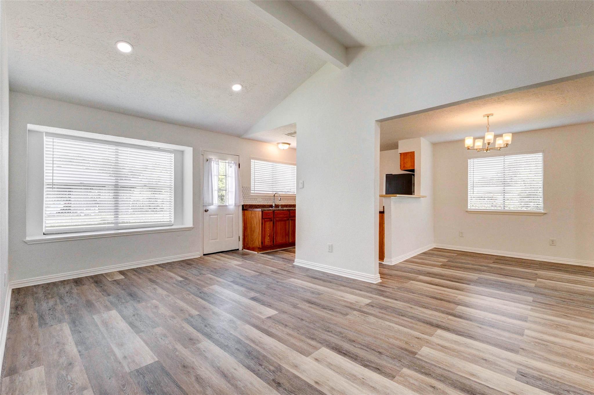 5135 Porter Ridge Drive — photo