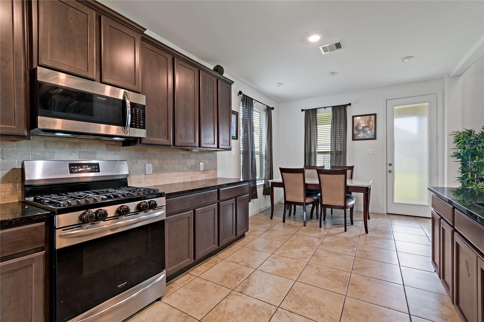 14010 Hartford Heights Way — photo