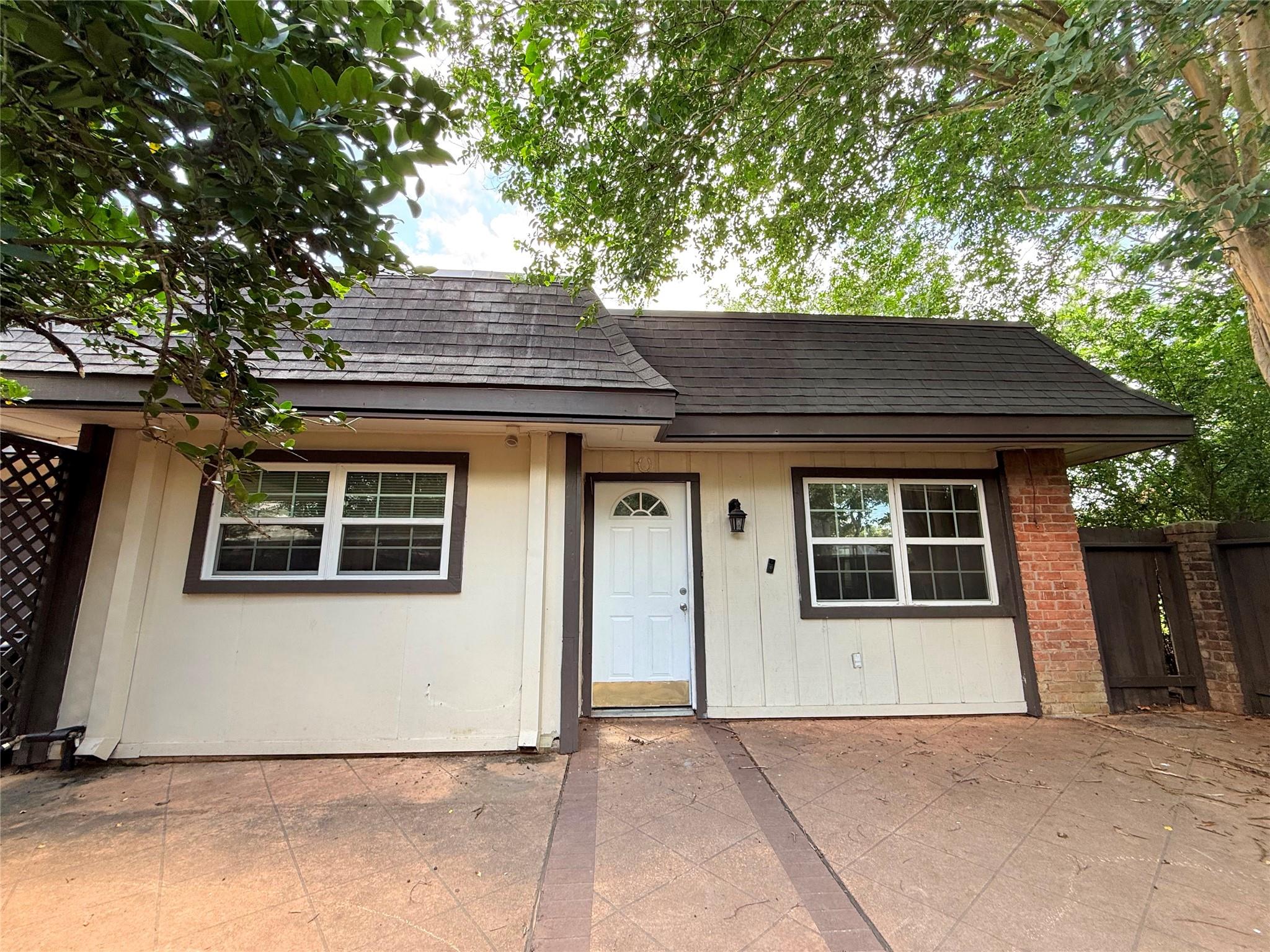 12027 Greenwood Forest Drive #29D — photo