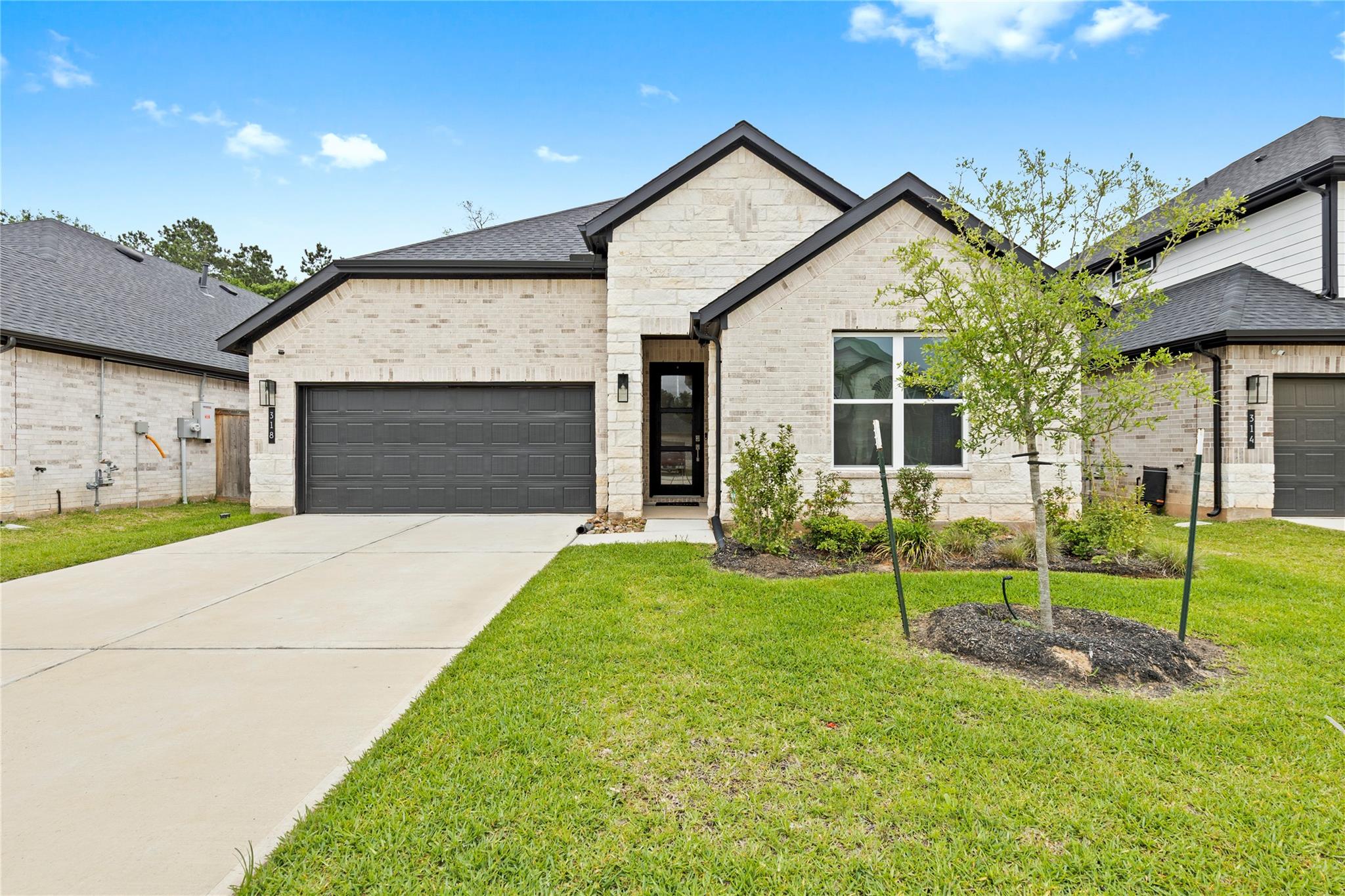 318 Springfield Terrace Drive — photo