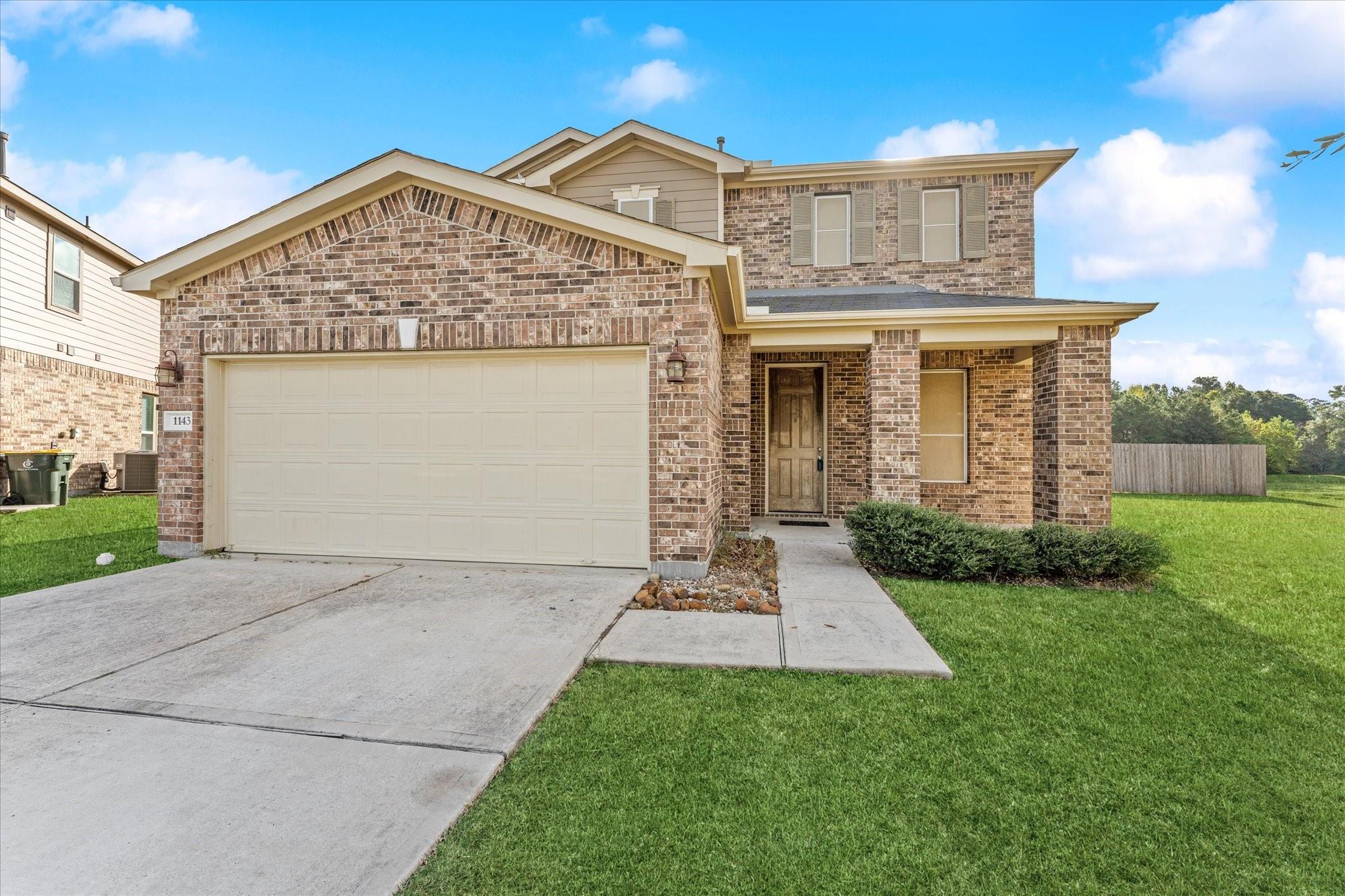 1143 Epworth Court — photo