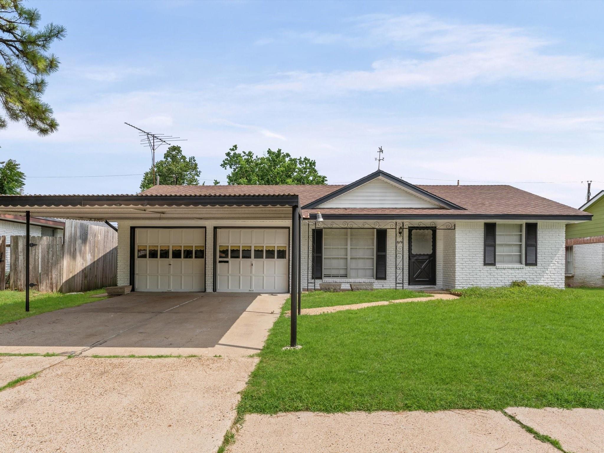 819 Gilpin Street — photo