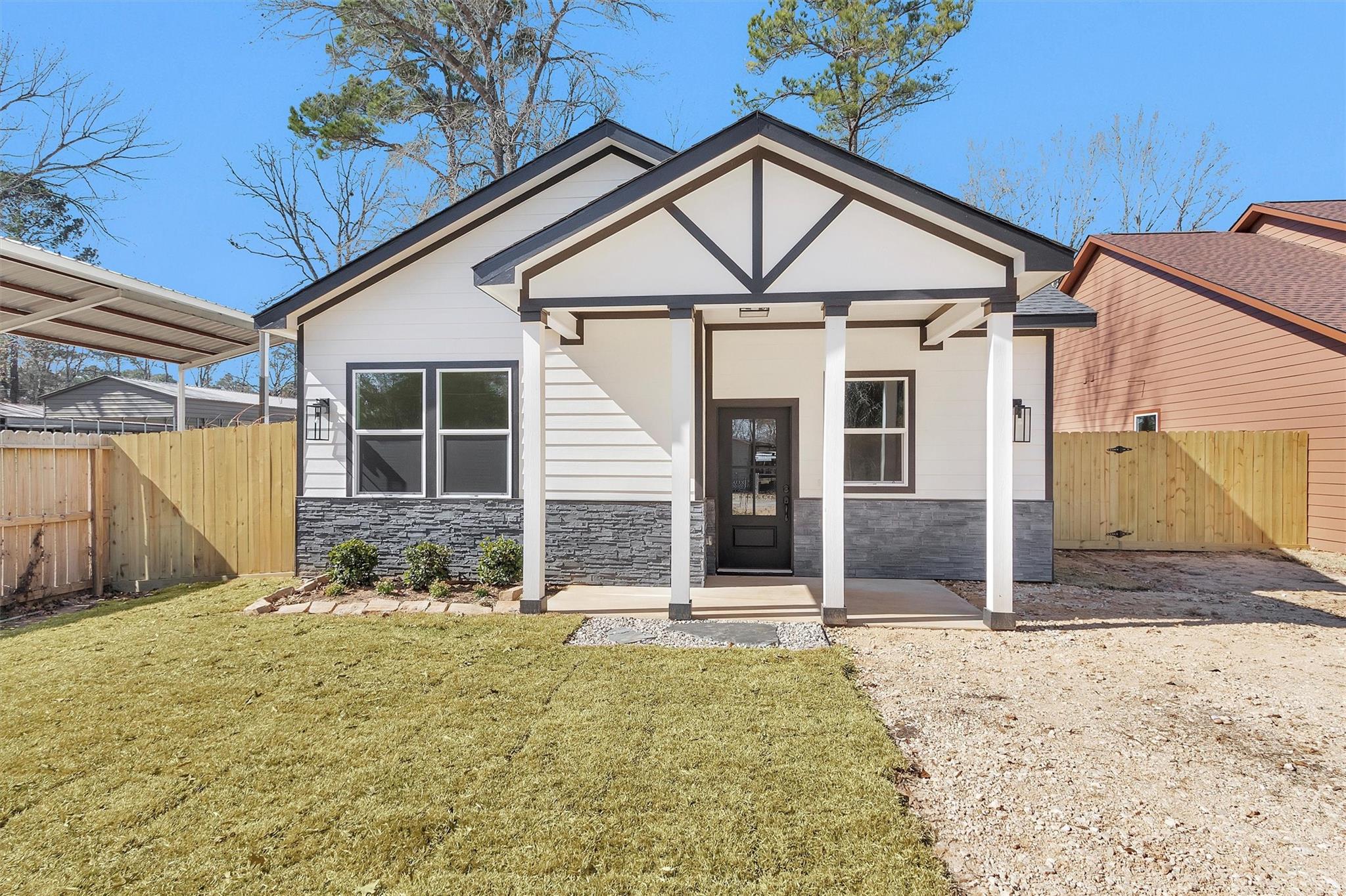 30 Canary Drive — photo