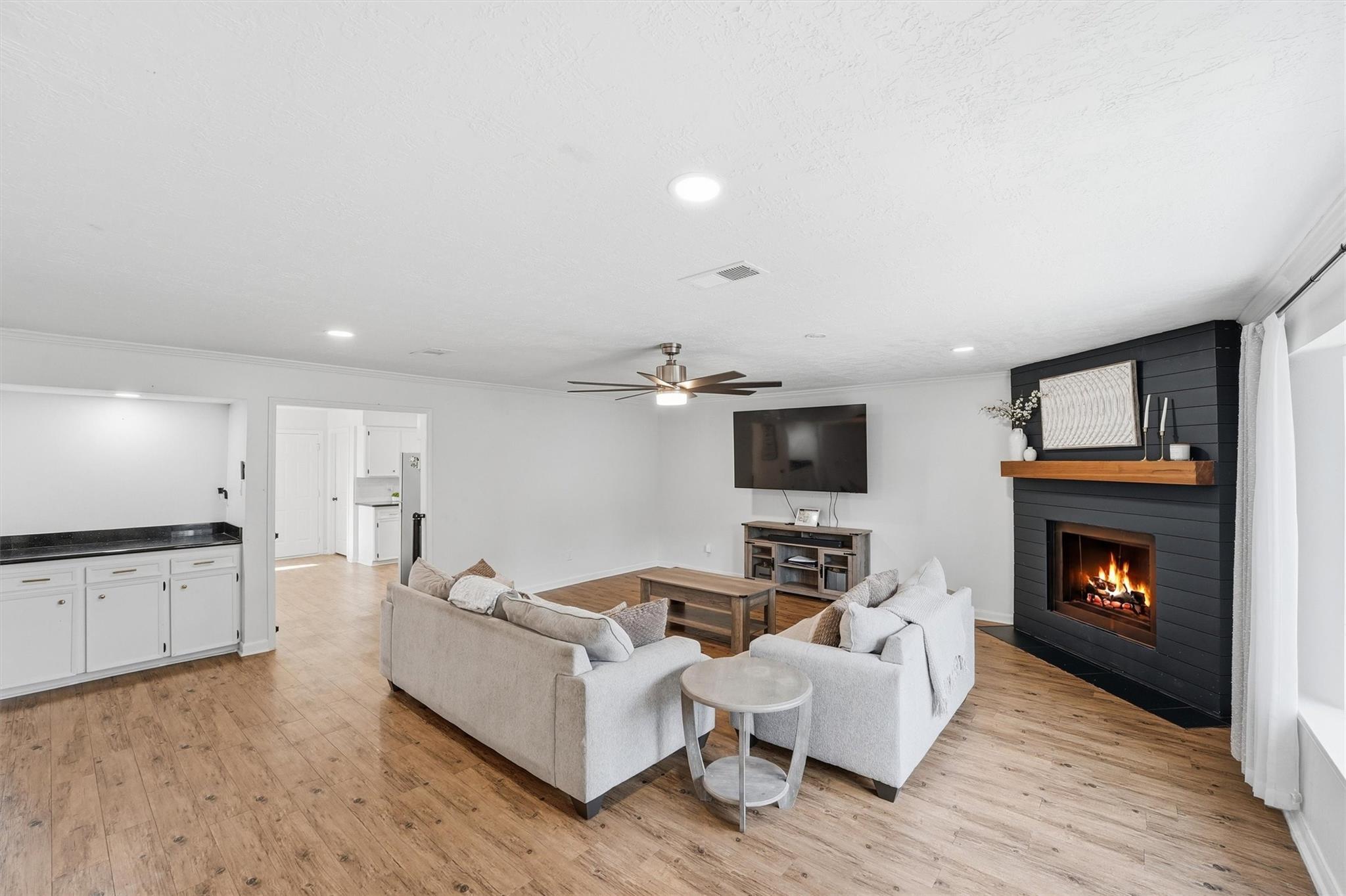 21031 Northern Colony Court — photo