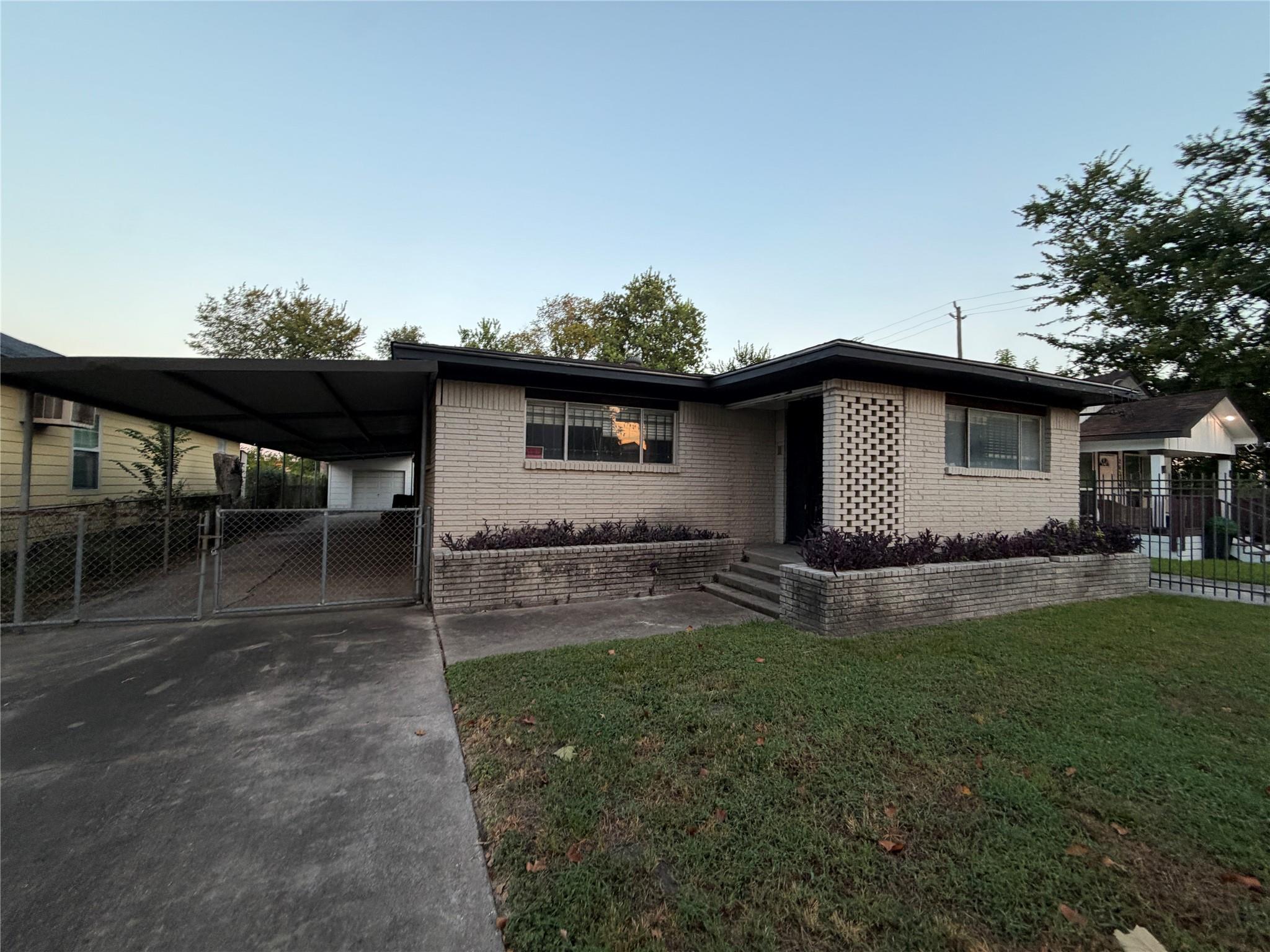 2627 Stevens Street — photo