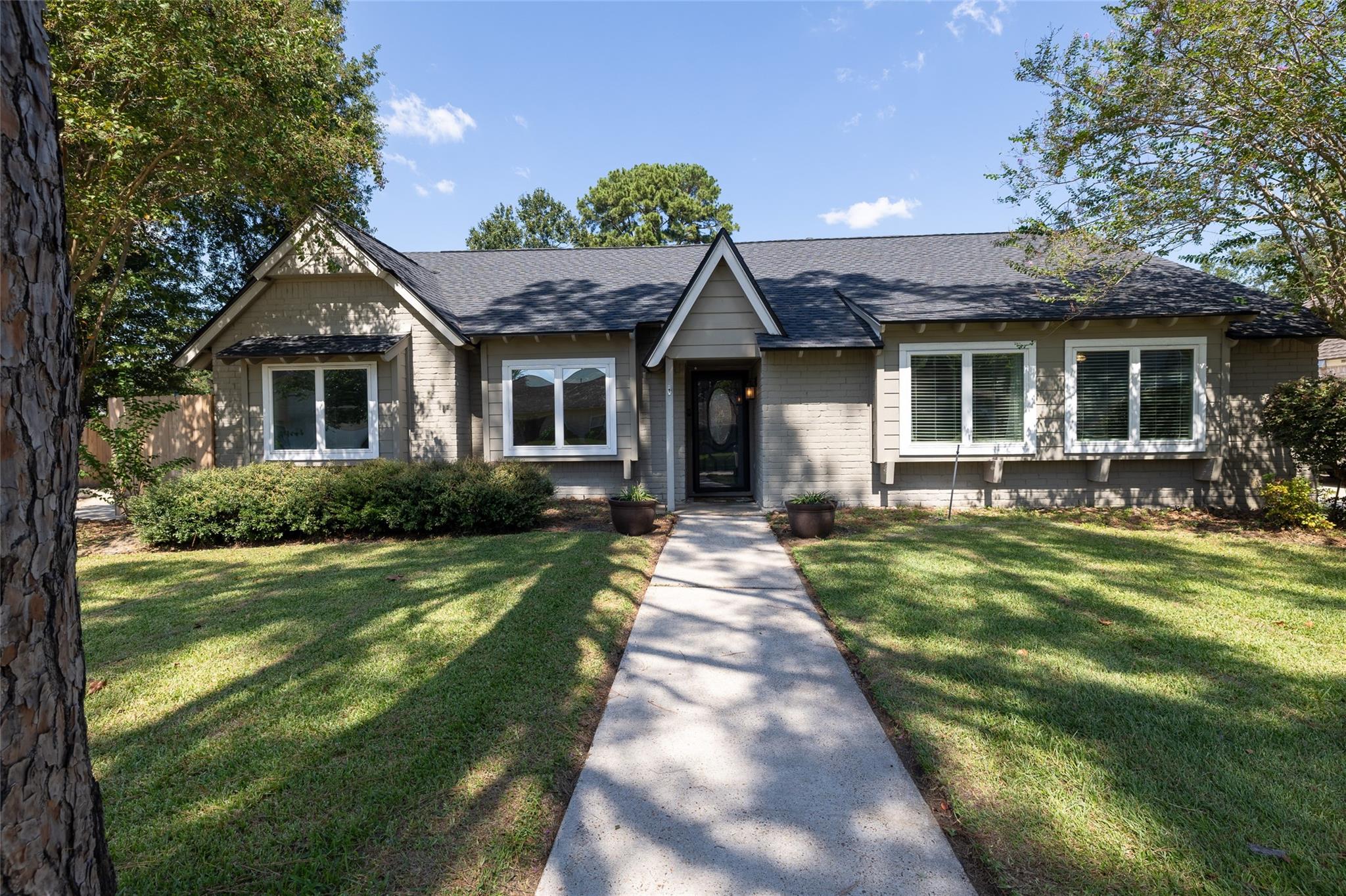 8226 Schaffer Lane — photo