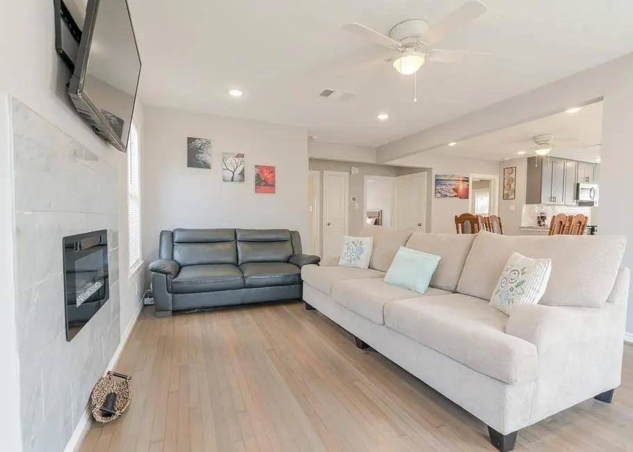 1408 Bowie Drive — photo