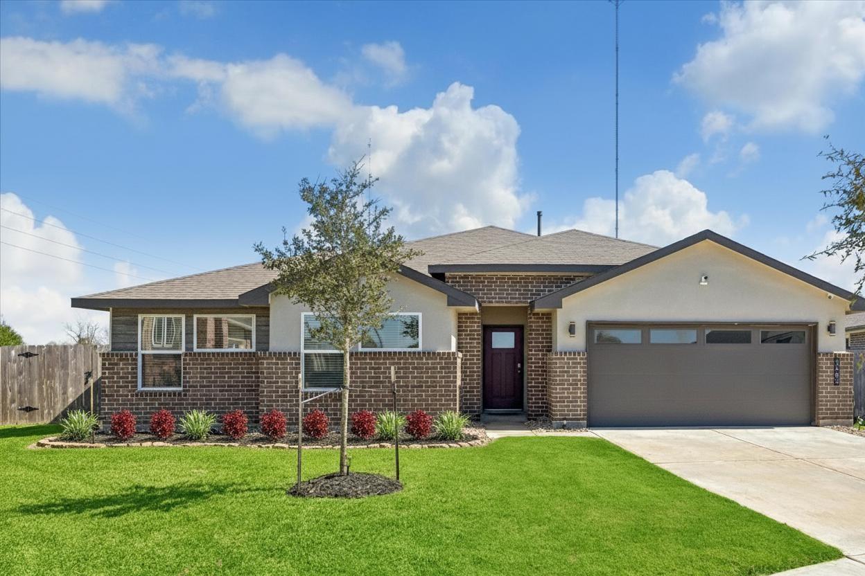 3403 Lake Landing Lane — photo