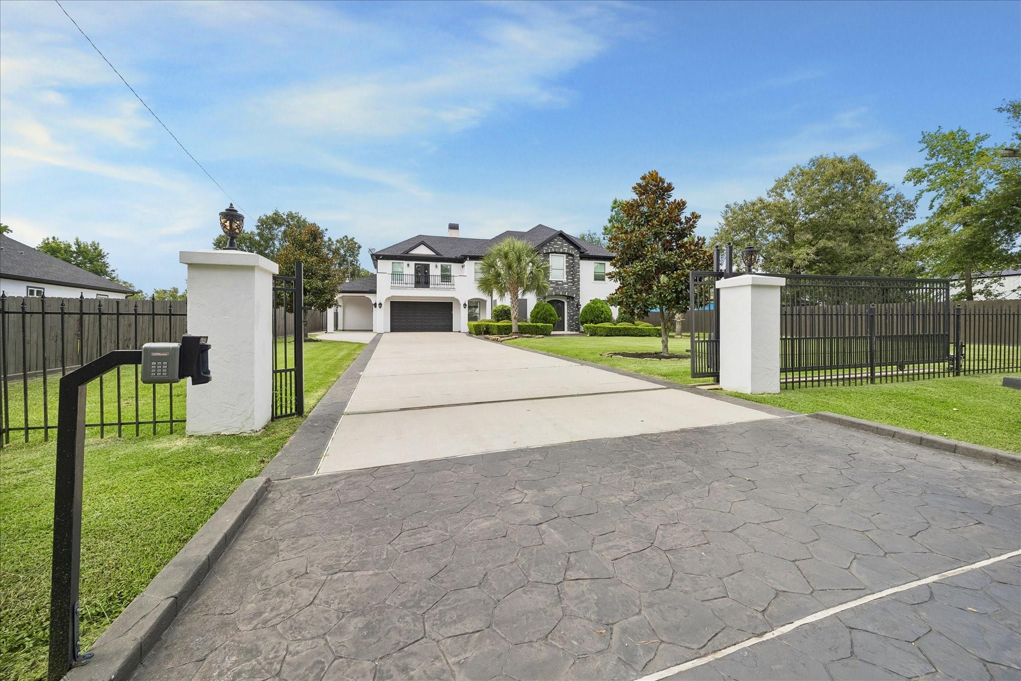20994 Briar Cove Circle — photo