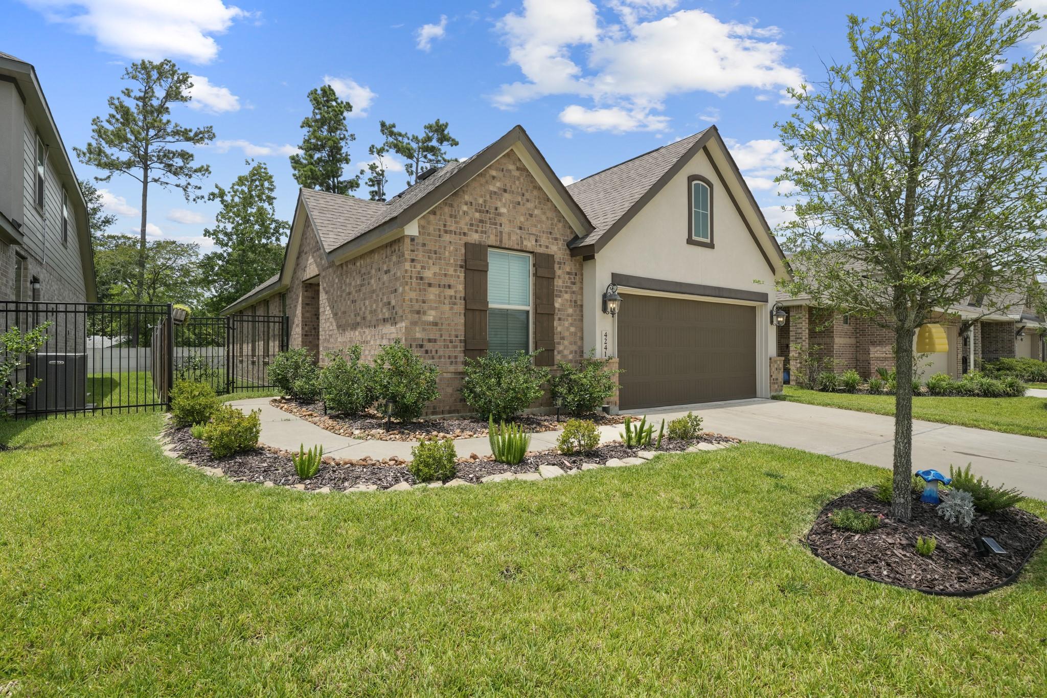 4241 Waterlily Spring Way — photo