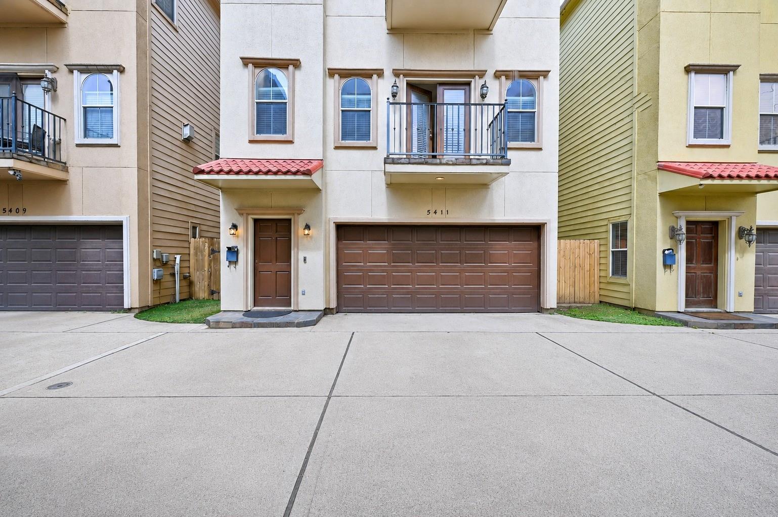 5411 Kansas Street — photo