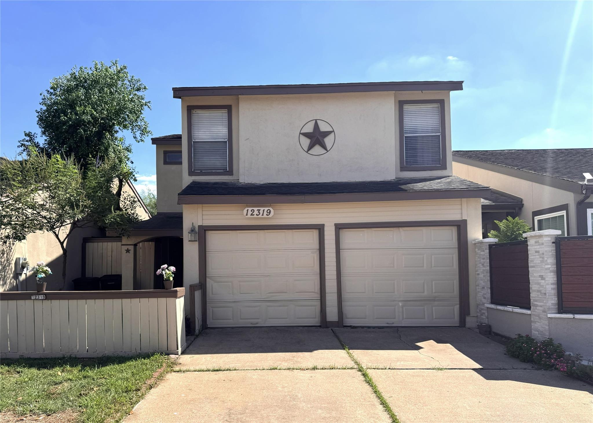 12319 Springcrest Drive — photo