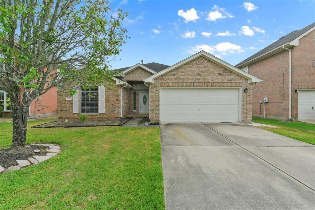 1211 Peacham Court — photo