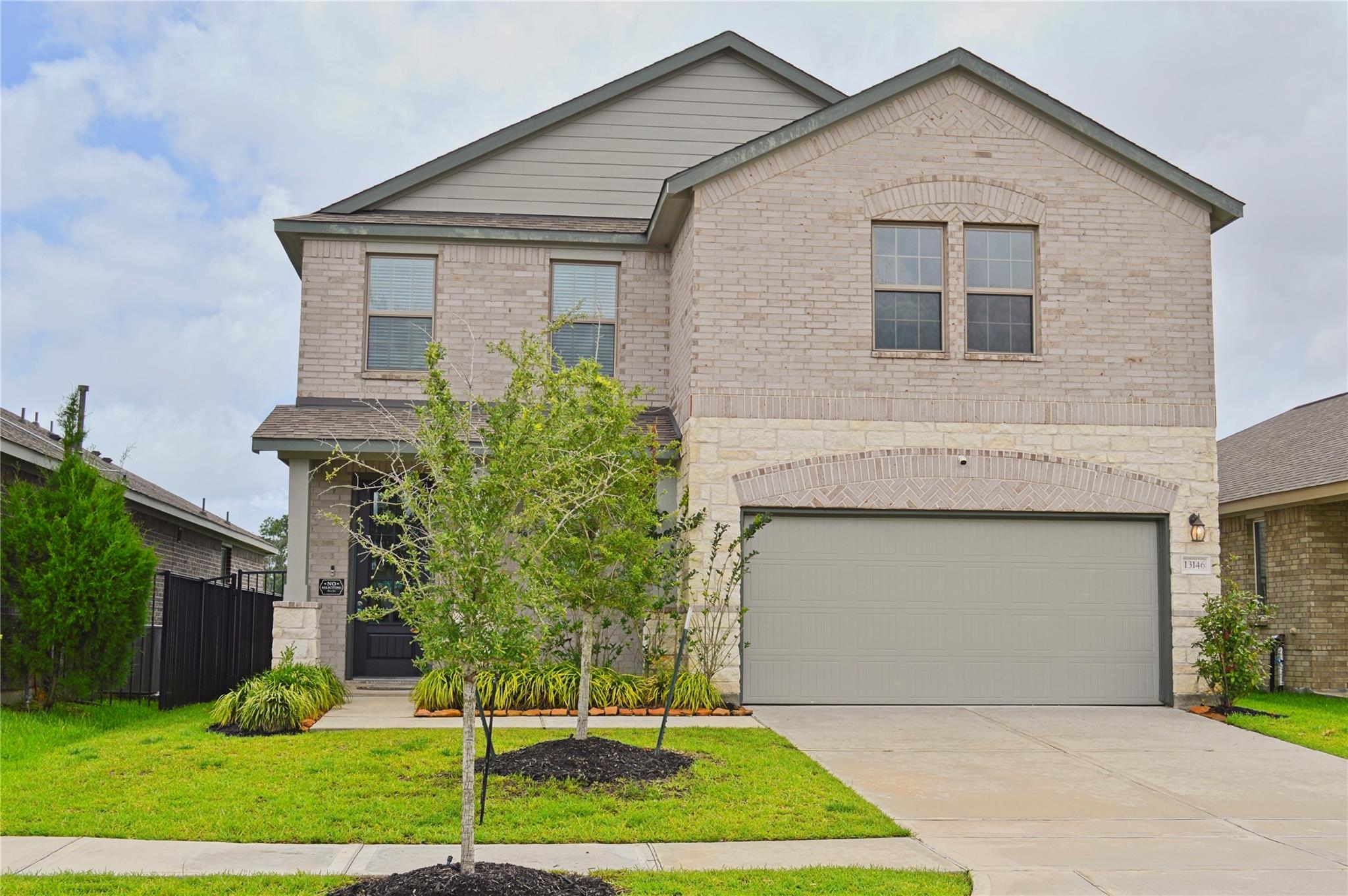 13146 Rowan Green Drive — photo