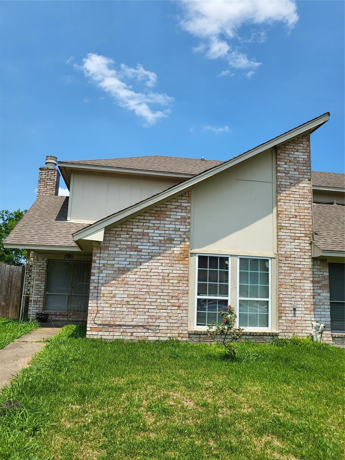 713 Carol Lynn Drive — photo