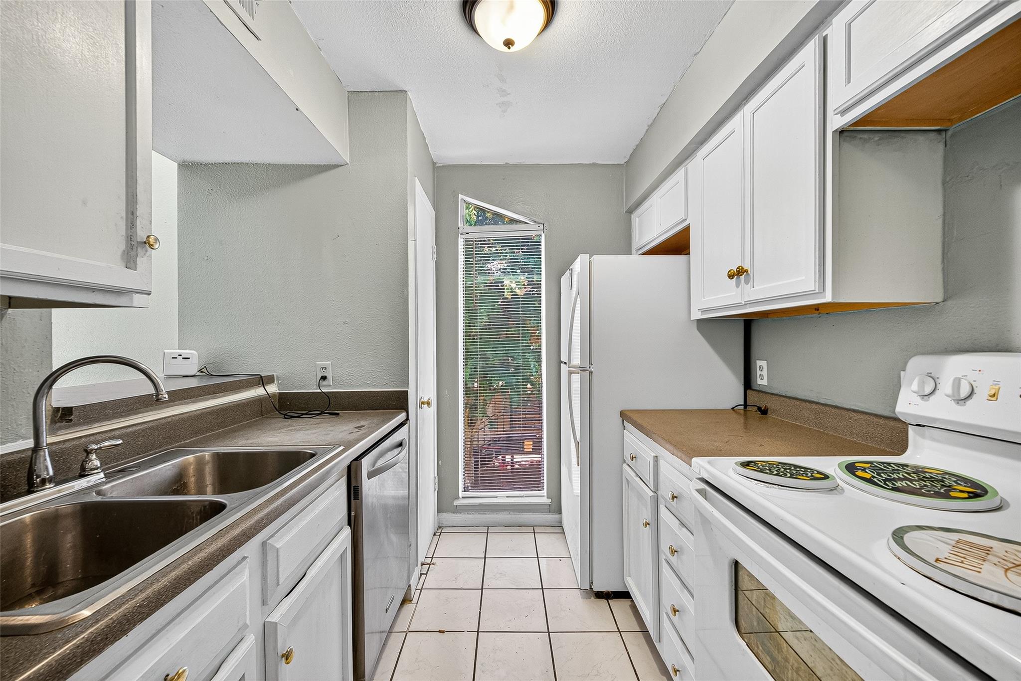 10075 Westpark Drive #73 — photo