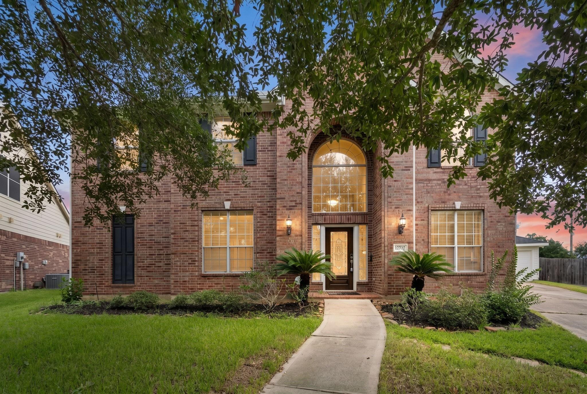 12702 Robins Crest Drive — photo