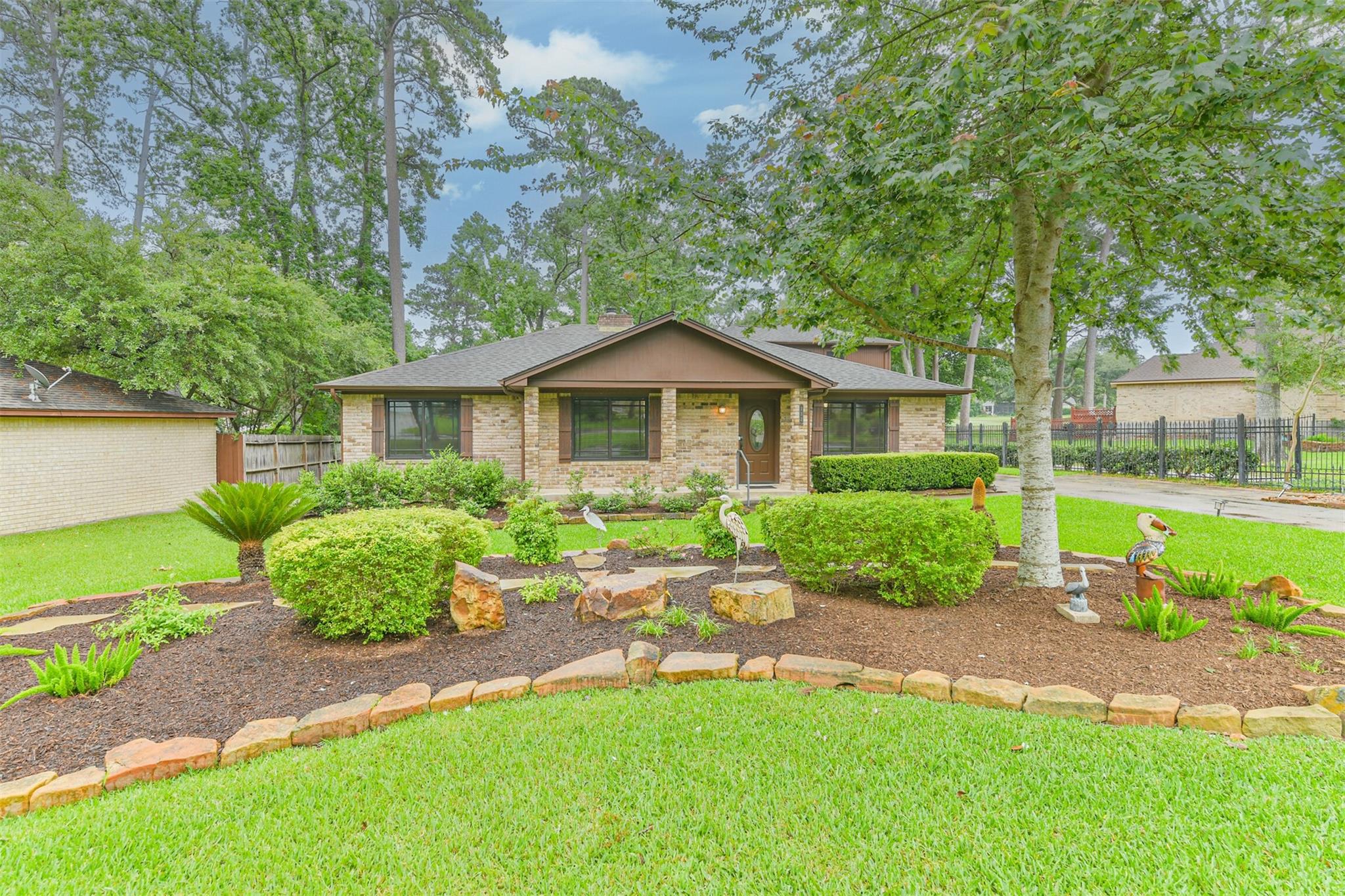 252 Springs Edge Drive — photo