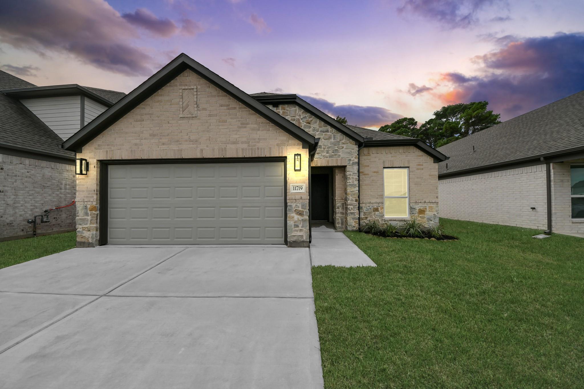 11719 Leafy Laurel Drive — photo