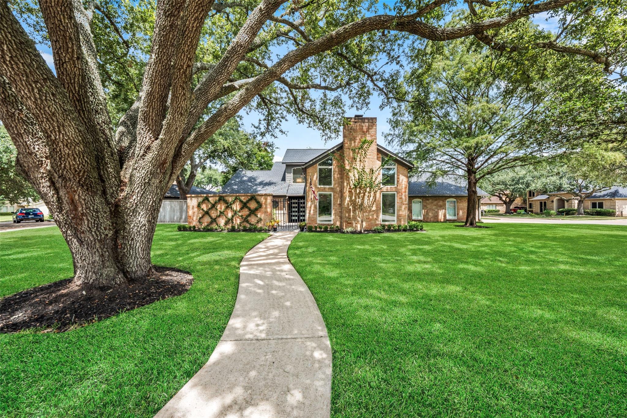 2602 Williams Grant Street — photo