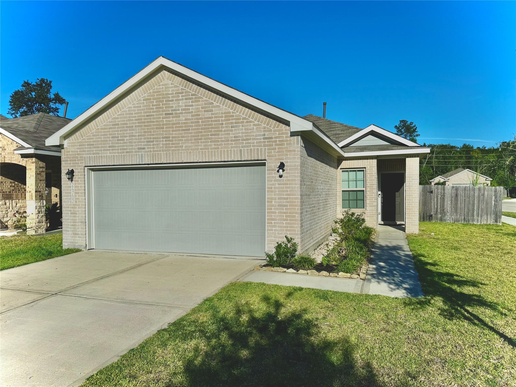 24702 Russet Bluff Trail — photo