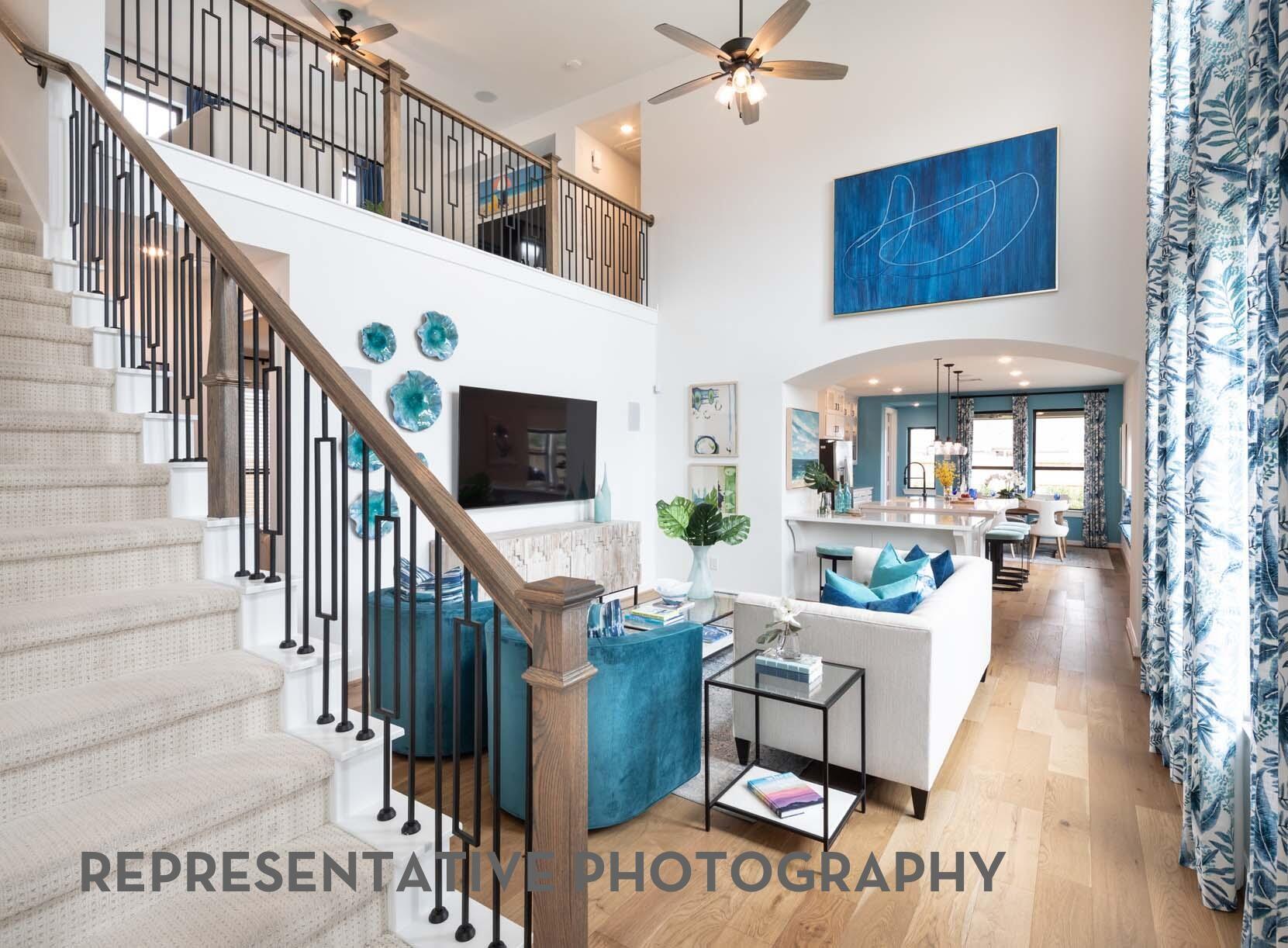 11215 Peacock Flower Street — photo