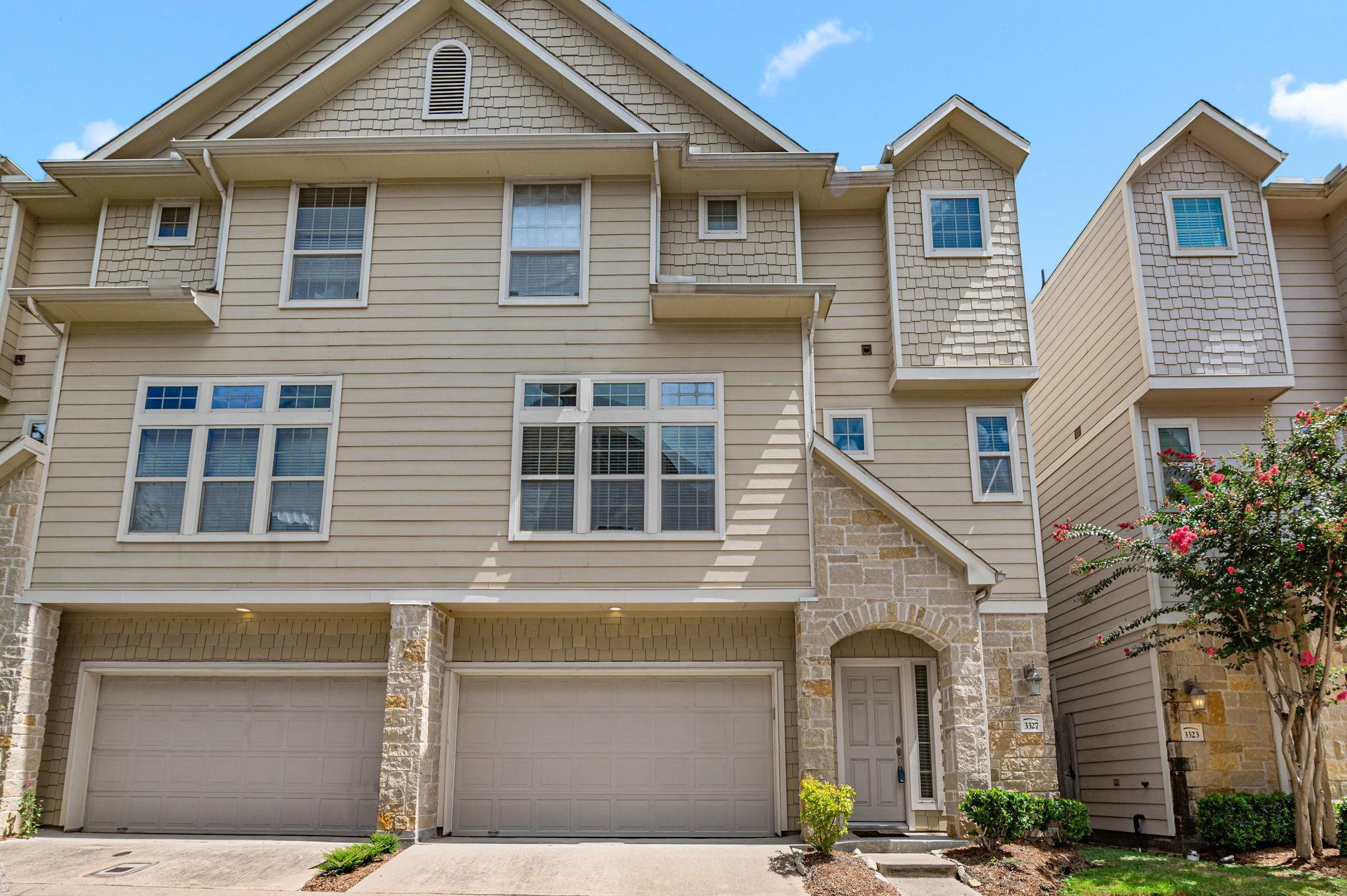 3327 Home Point Drive — photo