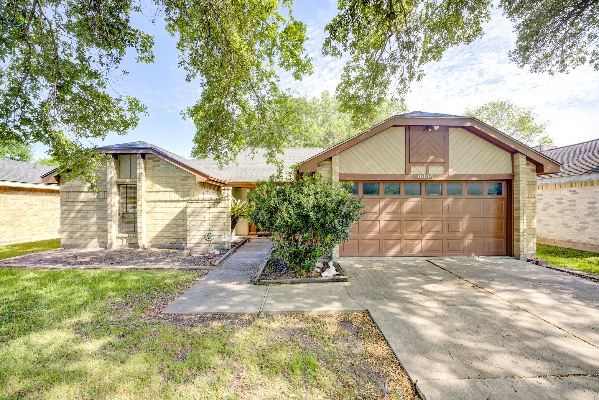 16134 Beechnut Street — photo
