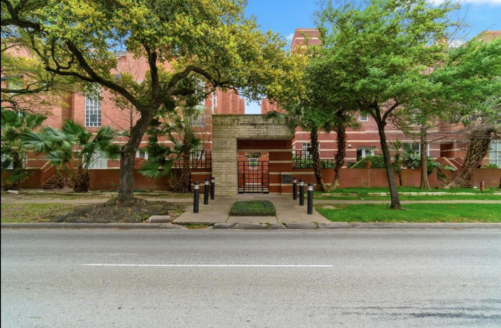 4004 Montrose Boulevard #21H — photo