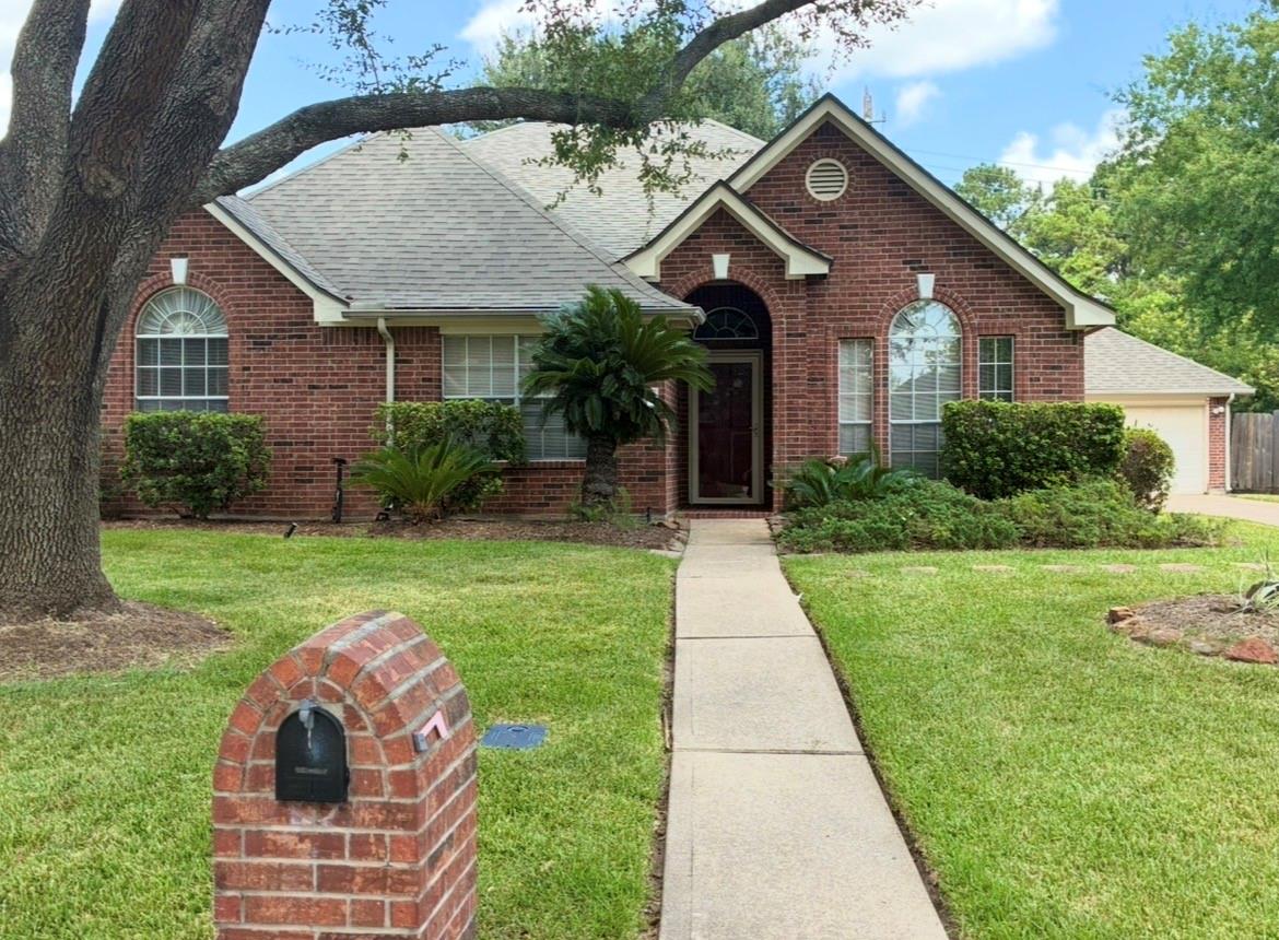3310 Elmcrest Drive — photo
