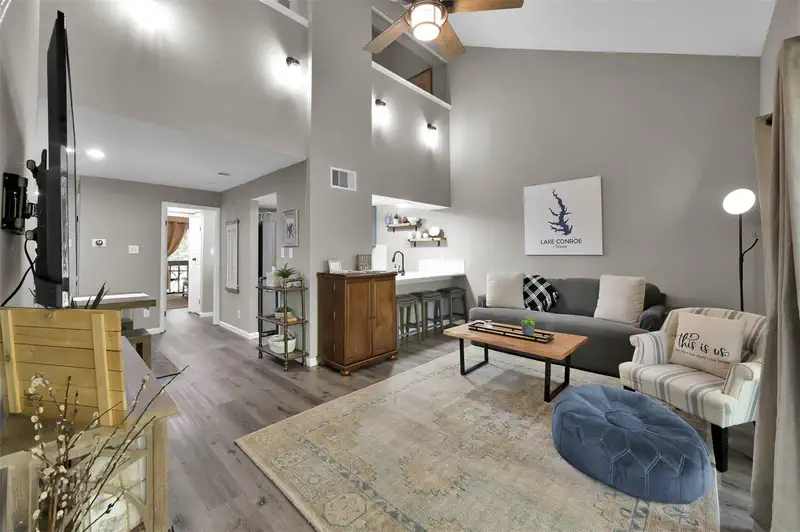 3900 Aspen Drive #C203 — photo