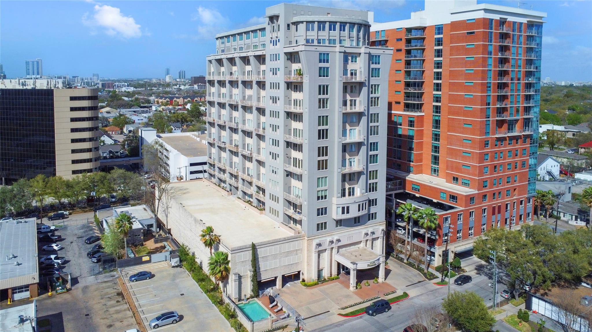 2520 Robinhood Street #1008 — photo