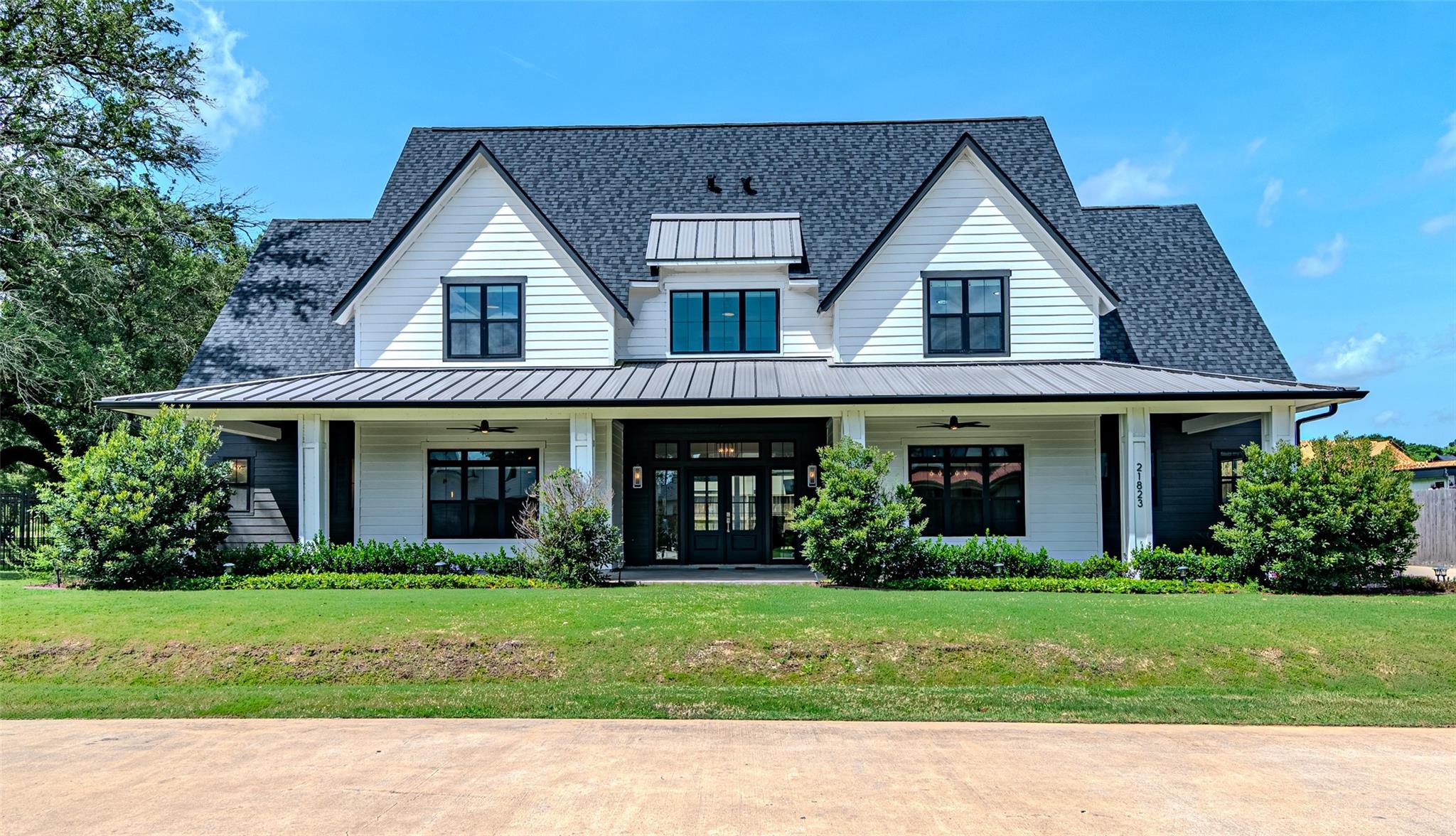 21823 White Oak View Drive — photo