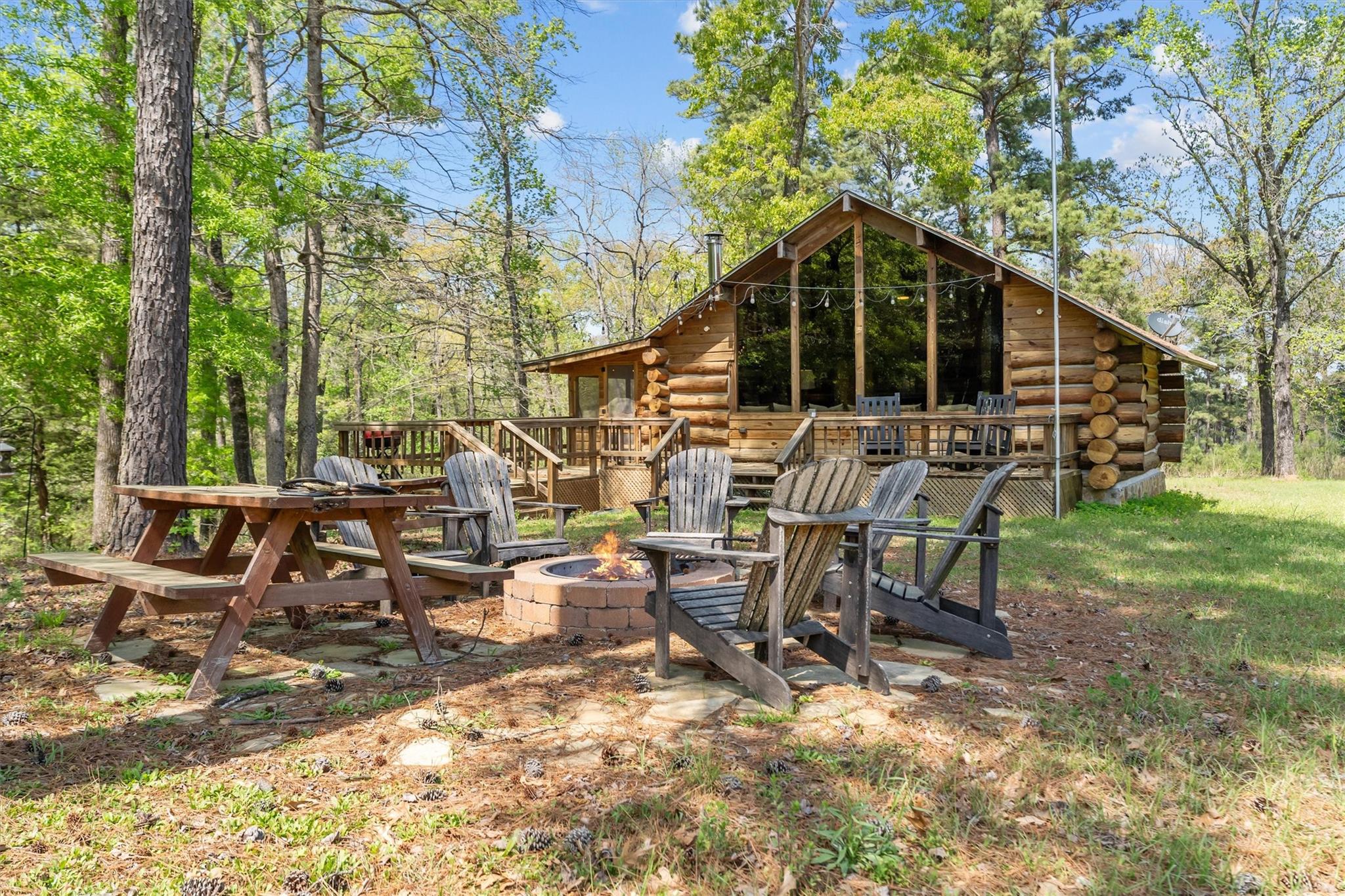 16521 FM 3204 — photo